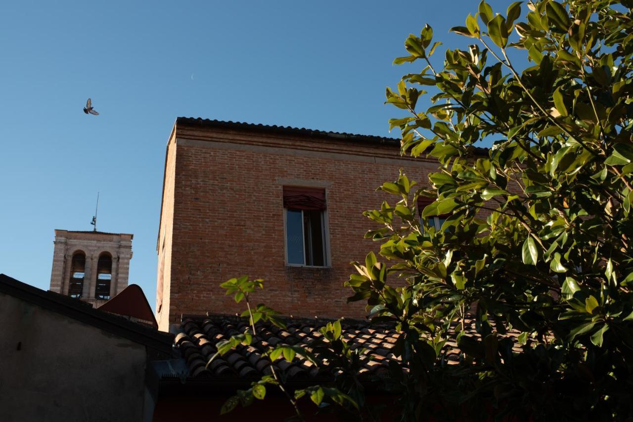 Corte Degli Estensi, Romantica Mansardina Феррара Екстер'єр фото