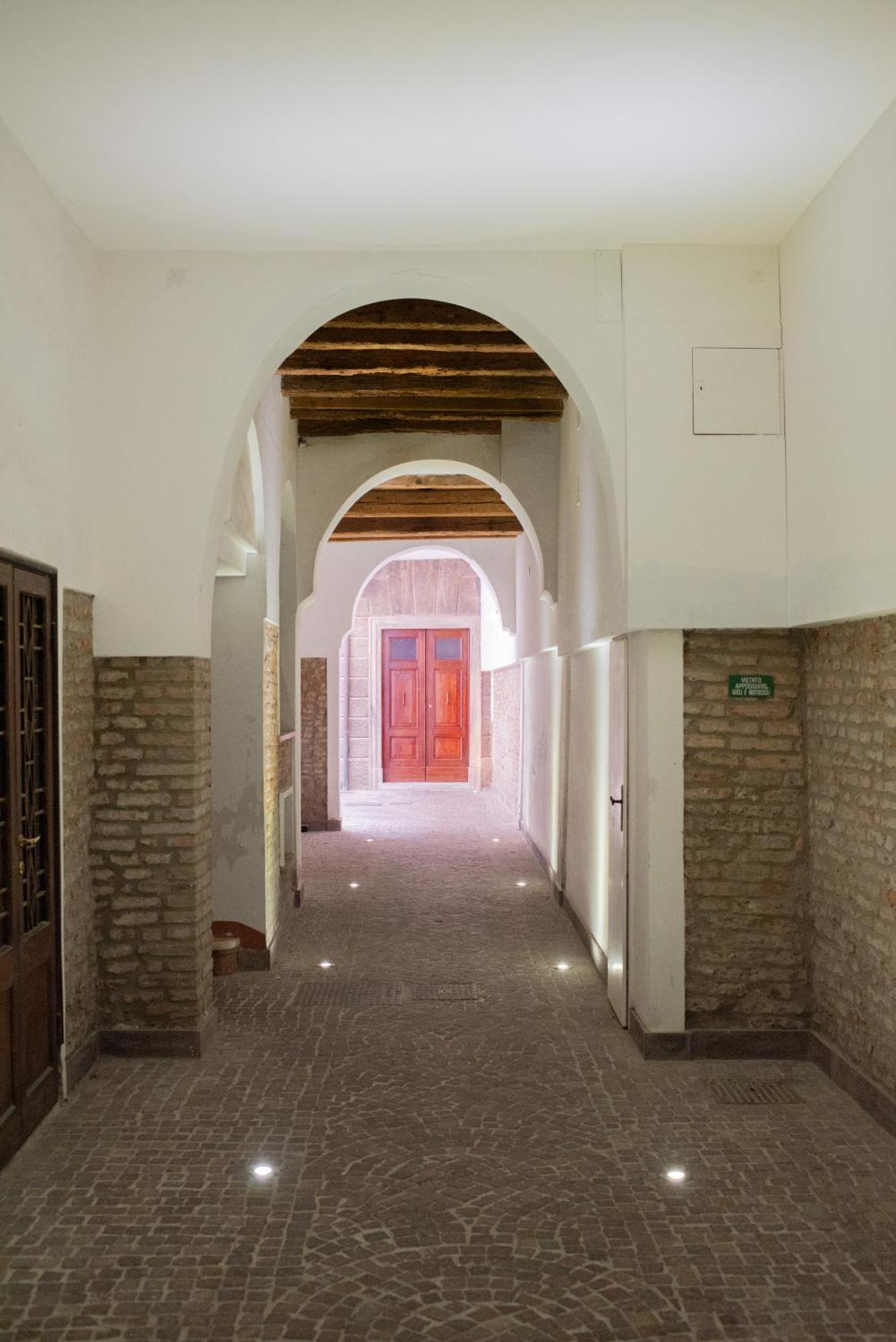 Corte Degli Estensi, Romantica Mansardina Феррара Екстер'єр фото